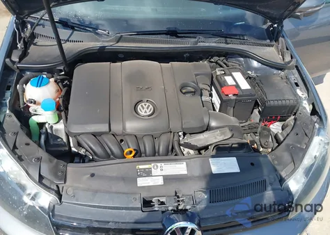 2013 Volkswagen Golf 2.5L 4-Door from USA, damaged, VIN WVWDB7AJ5DW137790